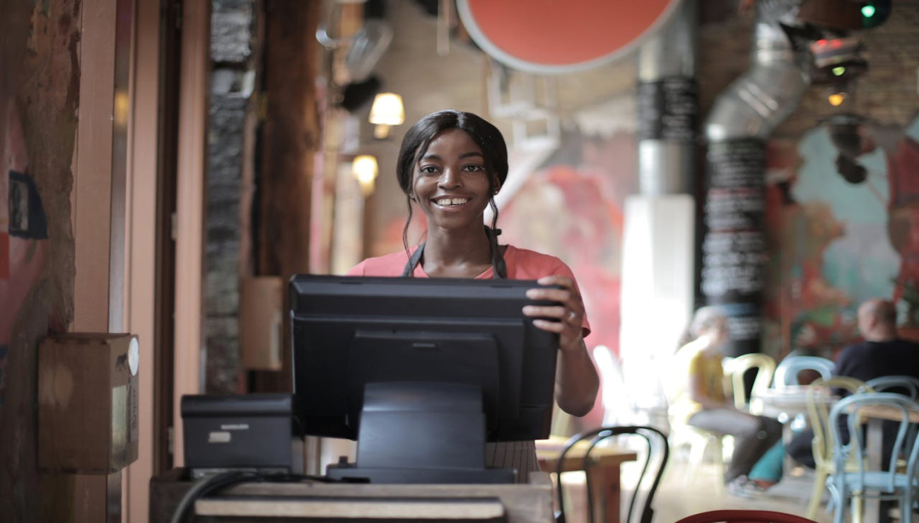 How Smart Menu Helps Restaurants Stay Contactless and Customer-Friendly